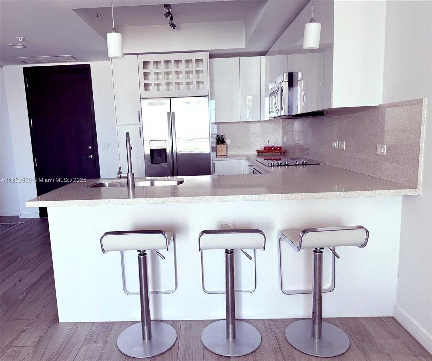 Small Image of 999 SOUTH WEST 1ST AVE #2611, Miami Number 6