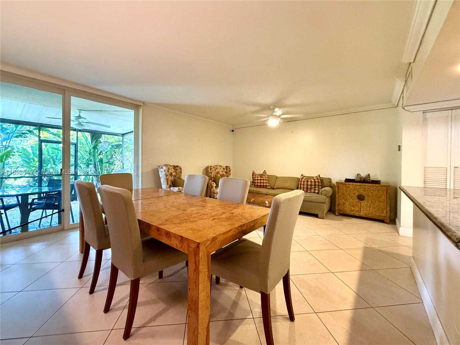 Small Image of 1001 THREE ISLANDS BLVD #34, Hallandale Beach Number 11