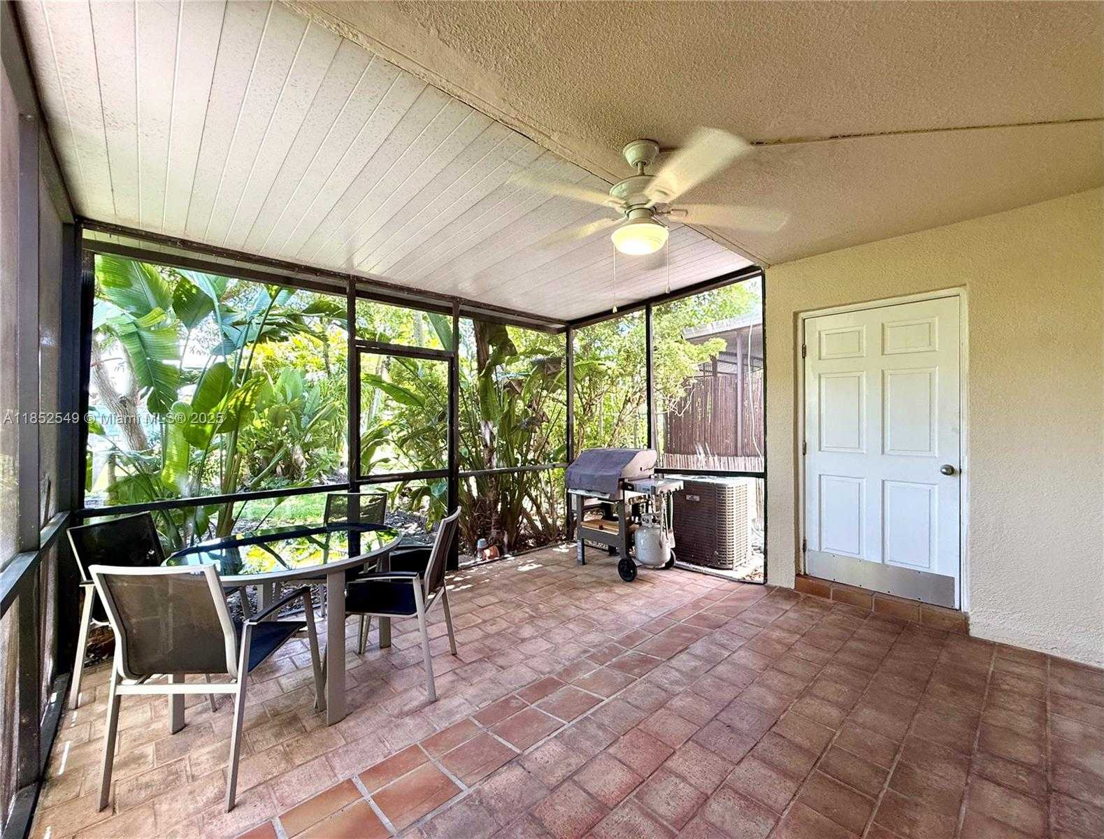 Small Image of 1001 THREE ISLANDS BLVD #34, Hallandale Beach Number 14