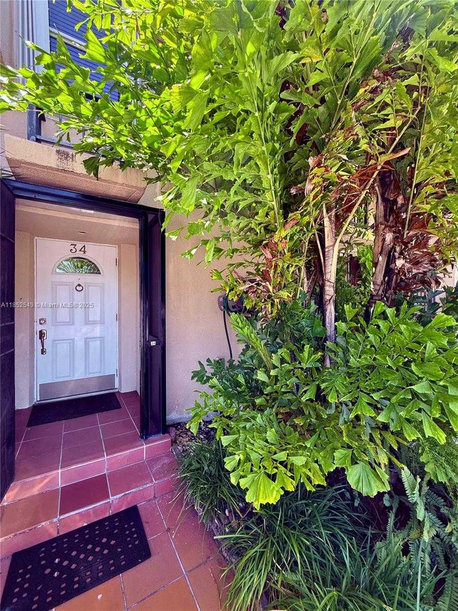 Small Image of 1001 THREE ISLANDS BLVD #34, Hallandale Beach Number 3