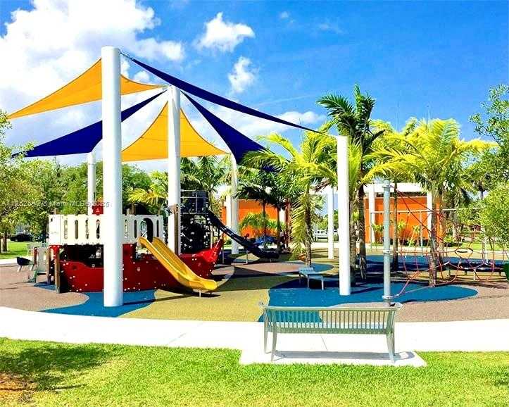 Small Image of 1001 THREE ISLANDS BLVD #34, Hallandale Beach Number 33