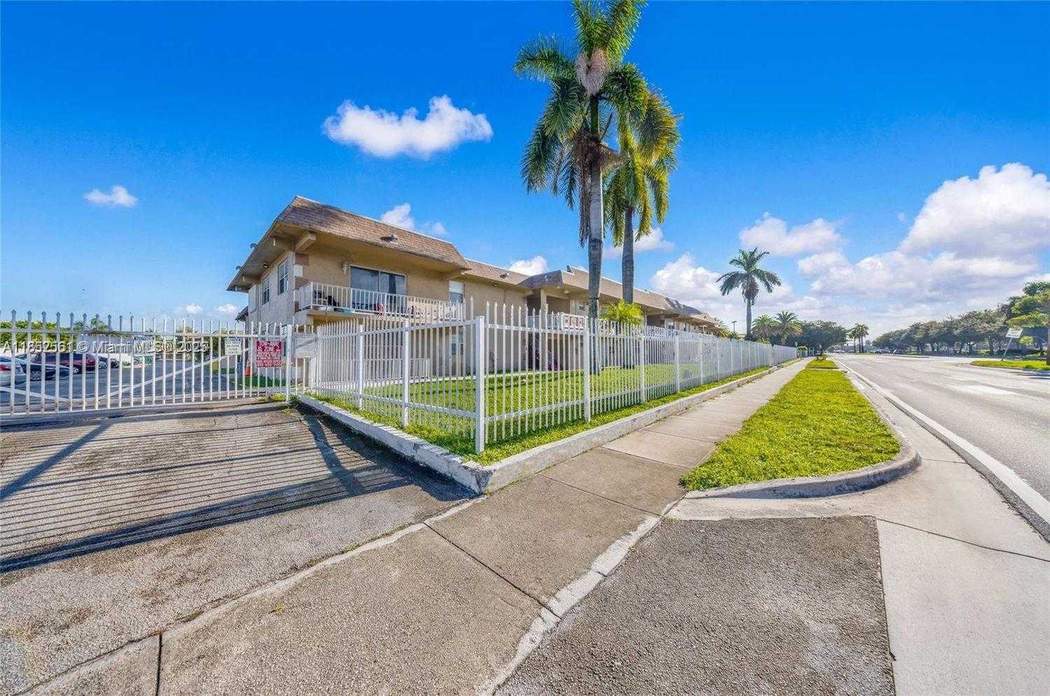 Small Image of 505 NORTH WEST 177TH ST #111, Miami Gardens Number 8