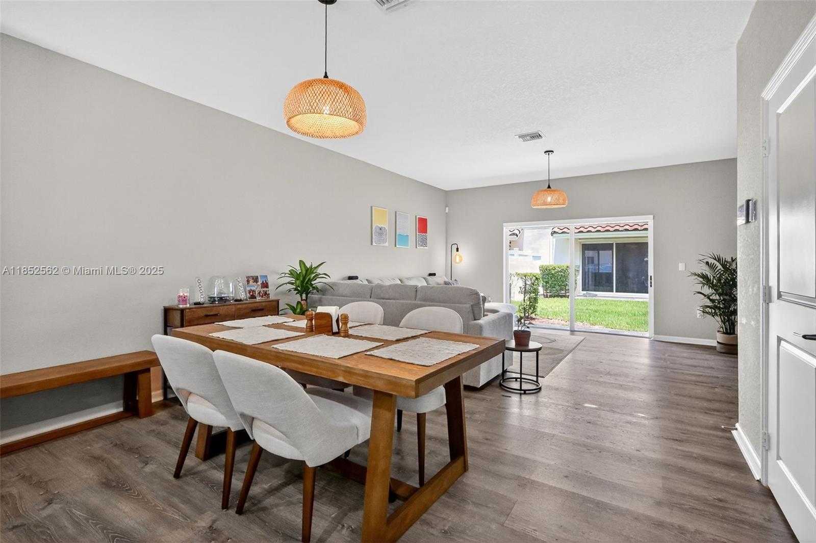Small Image of 2819 NORTH WEST 181ST ST, Miami Gardens Number 10