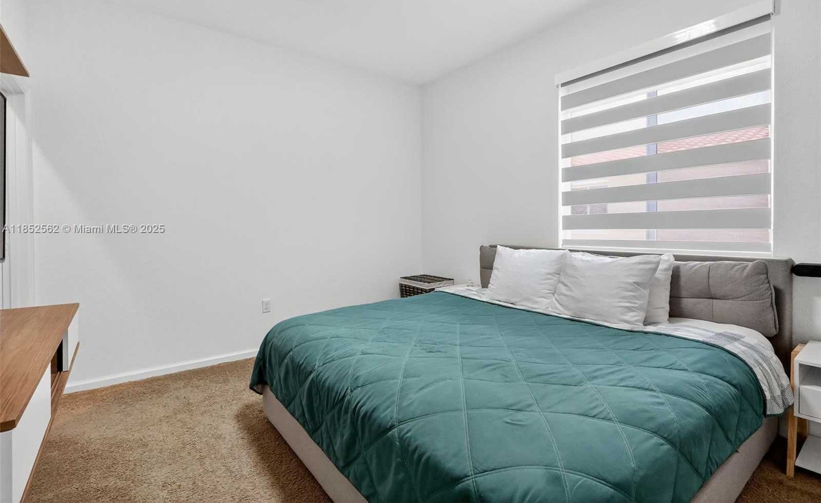 Small Image of 2819 NORTH WEST 181ST ST, Miami Gardens Number 17
