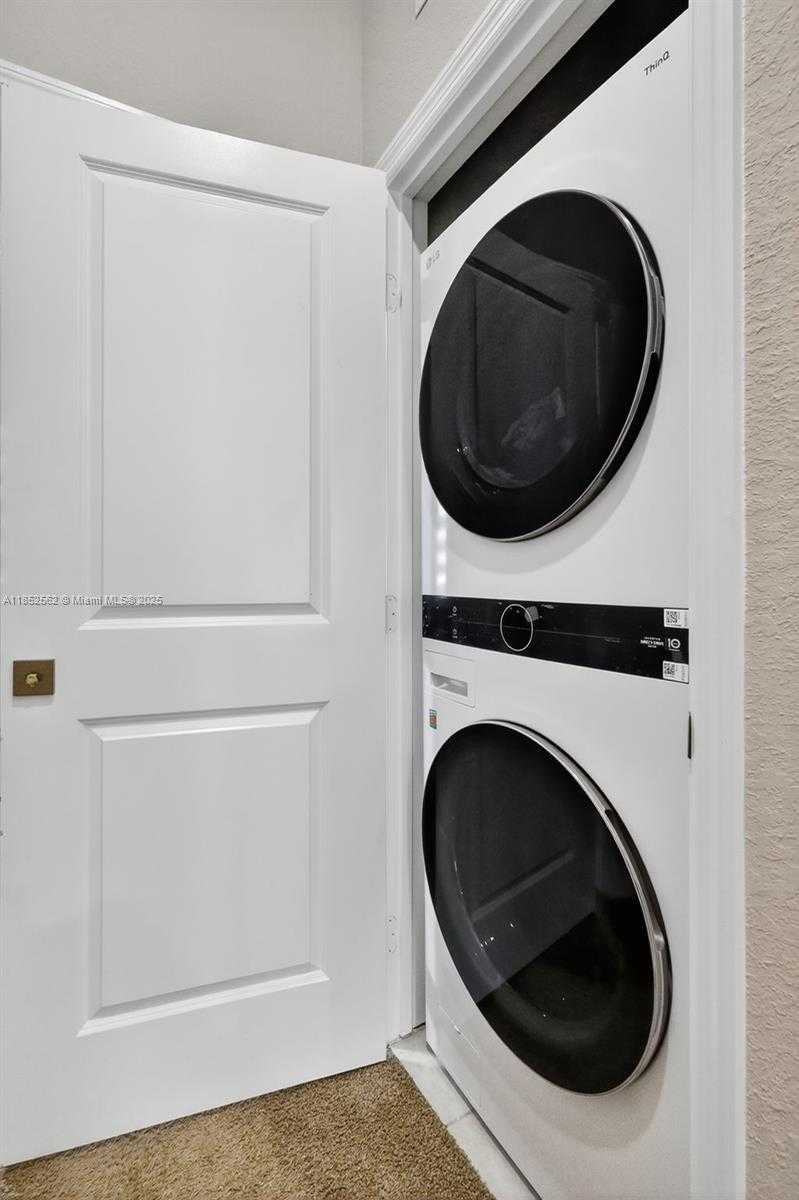 Small Image of 2819 NORTH WEST 181ST ST, Miami Gardens Number 24