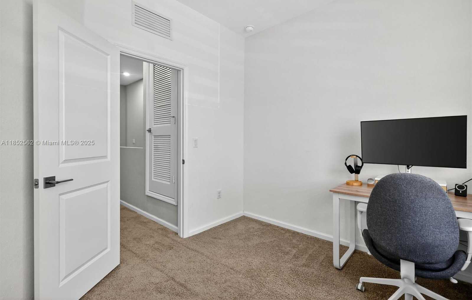 Small Image of 2819 NORTH WEST 181ST ST, Miami Gardens Number 28