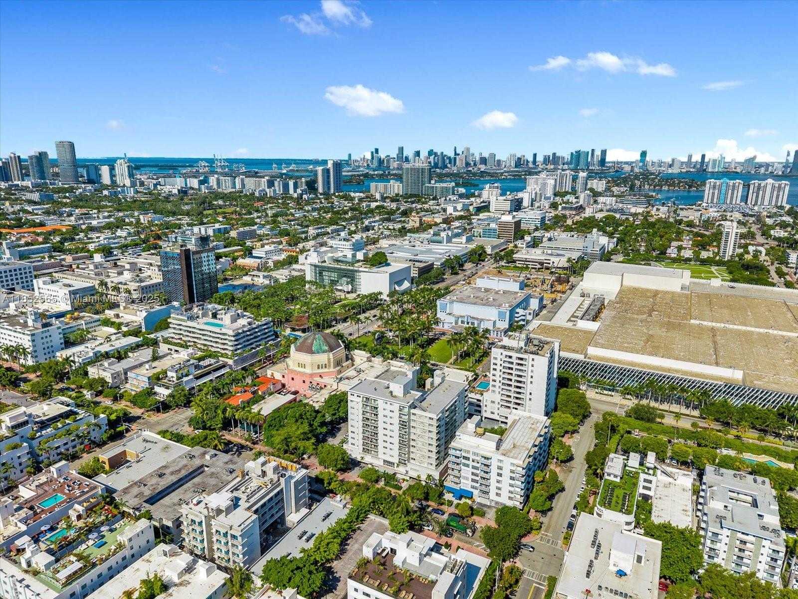 Small Image of 1750 JAMES AVE #7L, Miami Beach Number 20