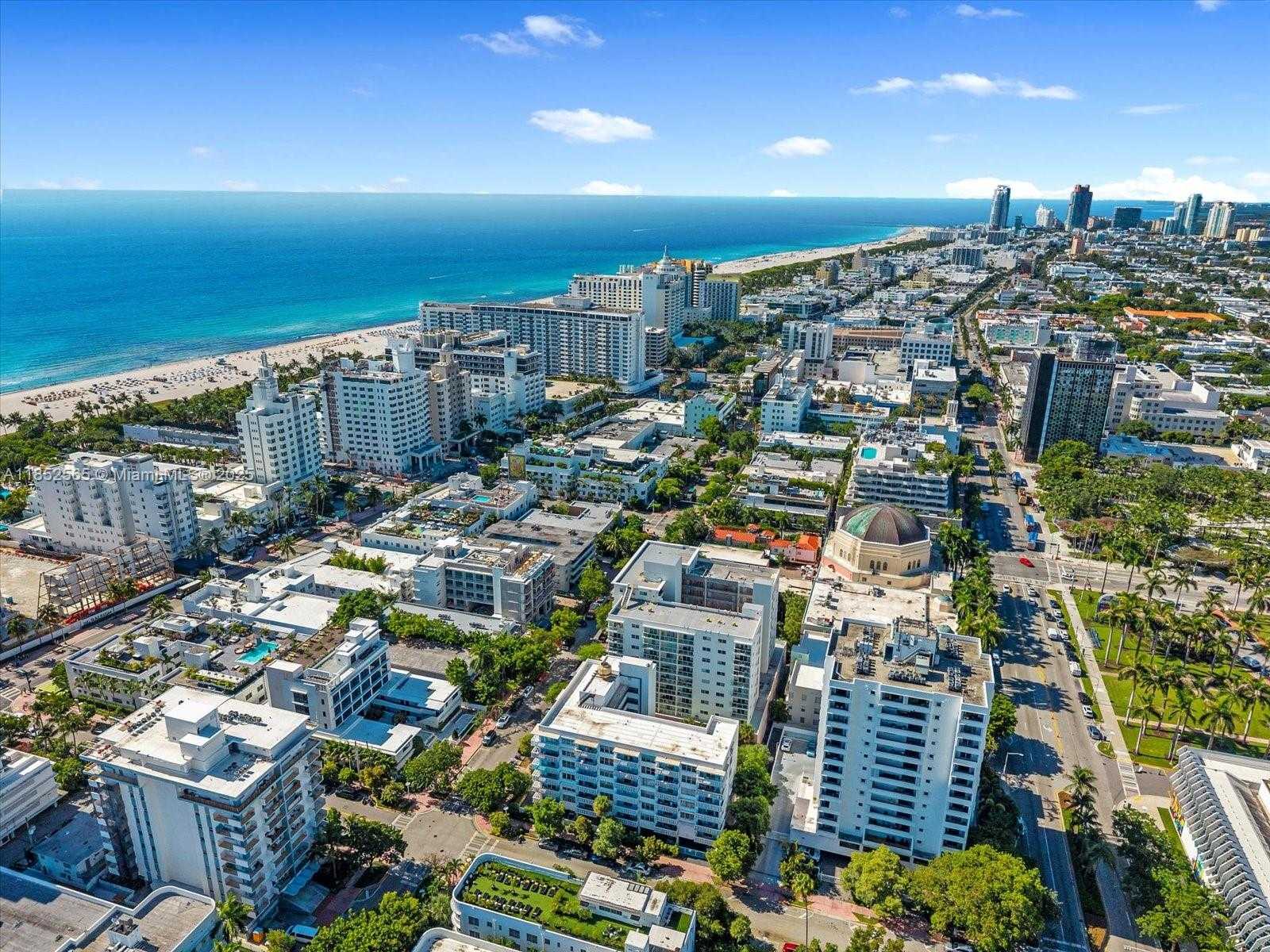 Small Image of 1750 JAMES AVE #7L, Miami Beach Number 24