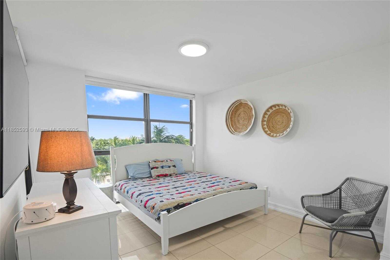 Small Image of 1000 WEST ISLAND BLVD #504, Aventura Number 19