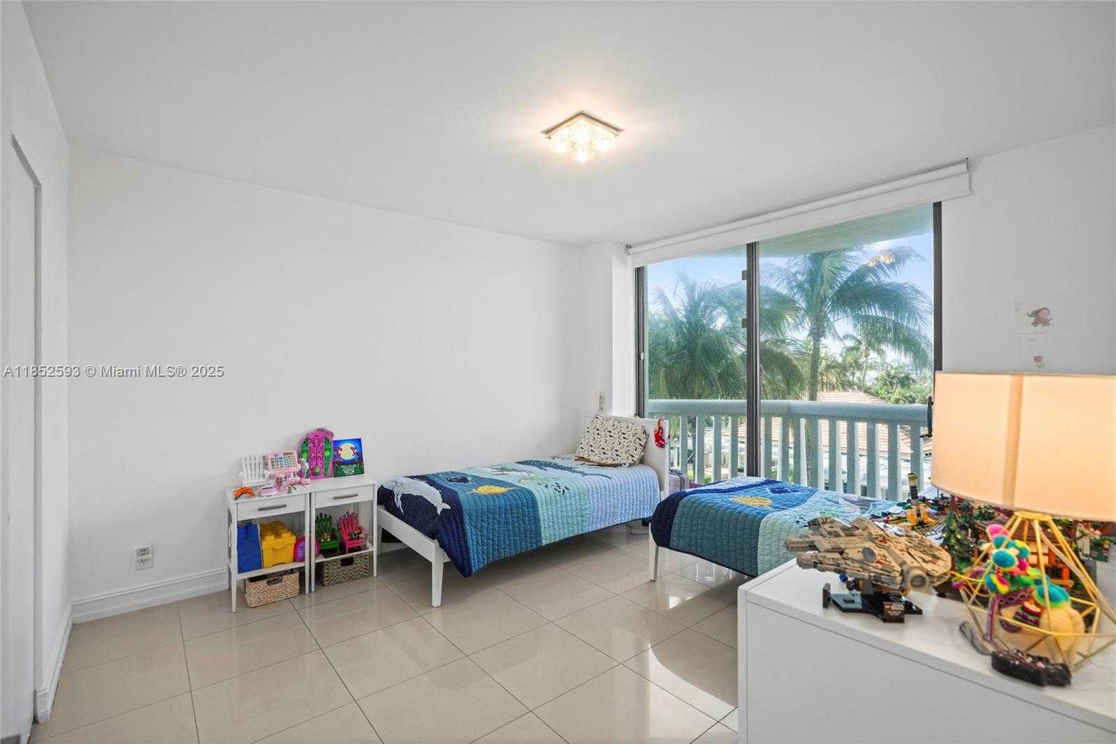 Small Image of 1000 WEST ISLAND BLVD #504, Aventura Number 22
