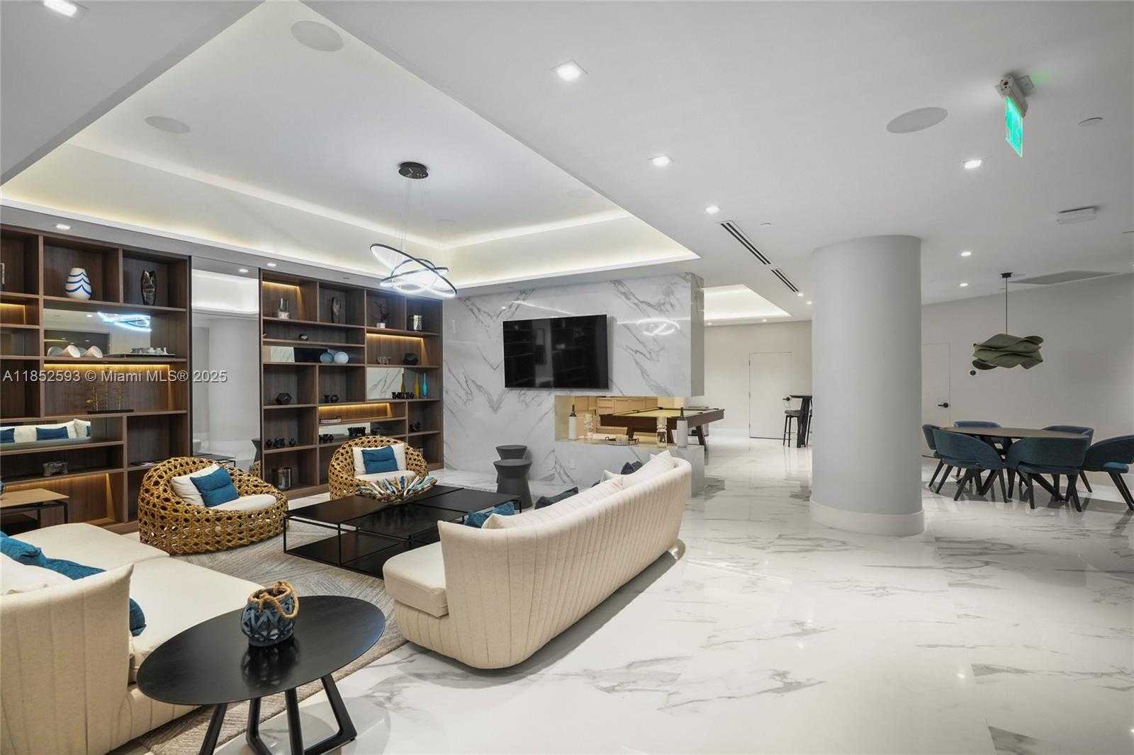 Small Image of 1000 WEST ISLAND BLVD #504, Aventura Number 42