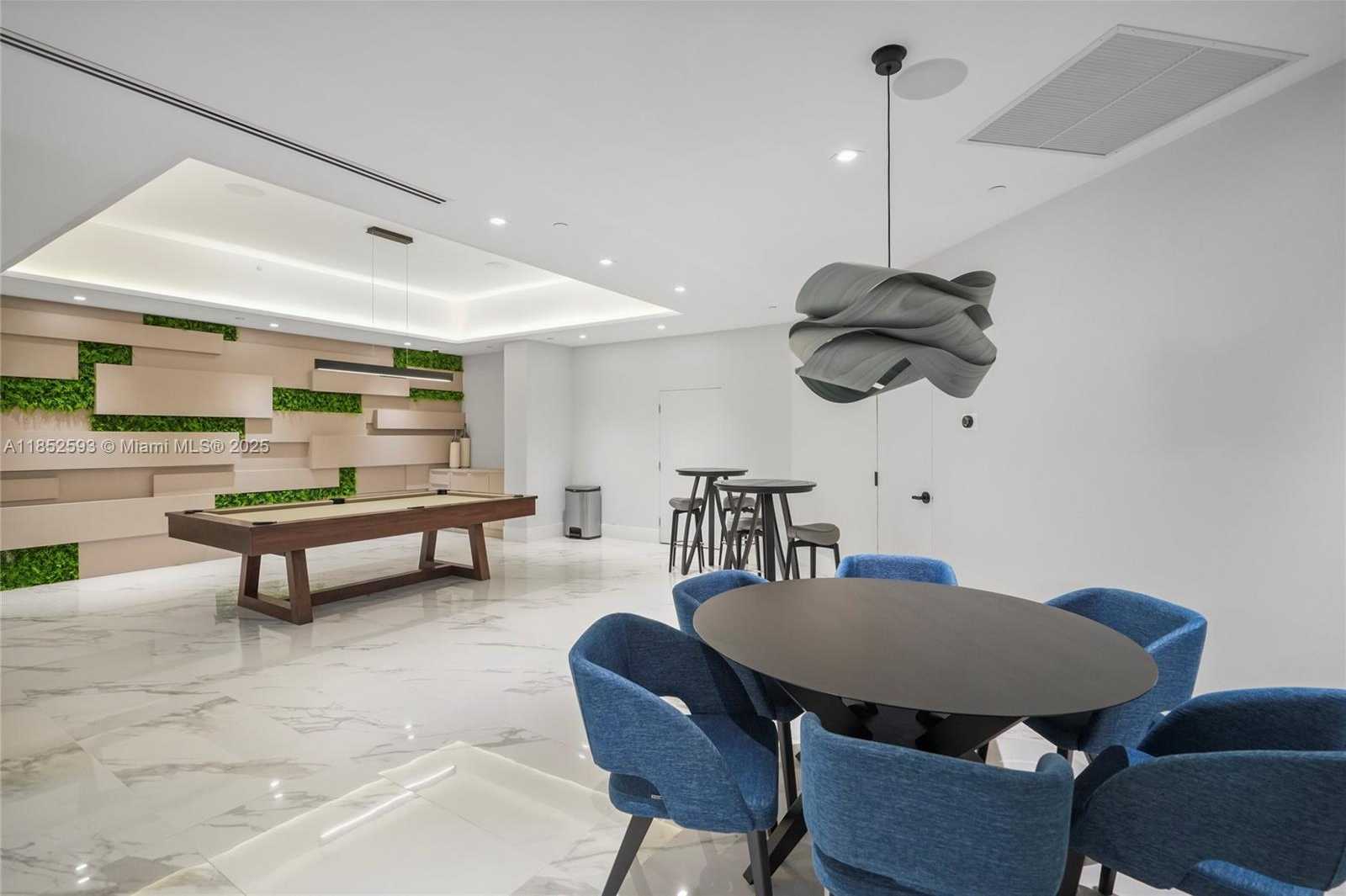 Small Image of 1000 WEST ISLAND BLVD #504, Aventura Number 43