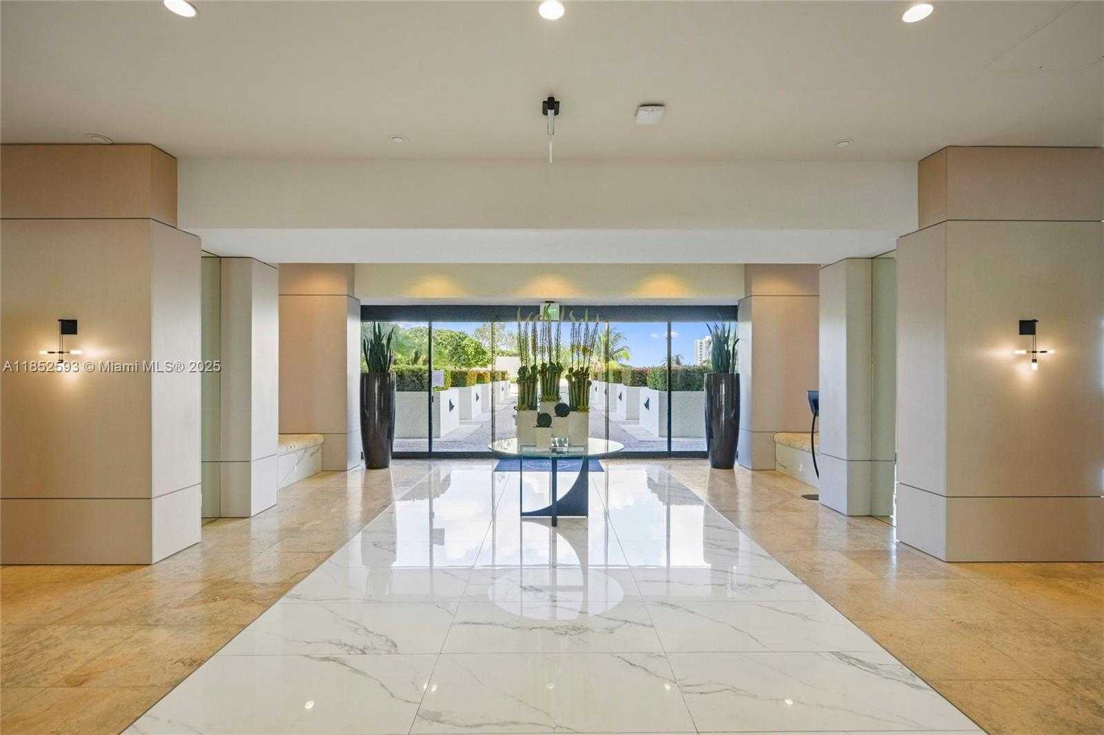 Small Image of 1000 WEST ISLAND BLVD #504, Aventura Number 47