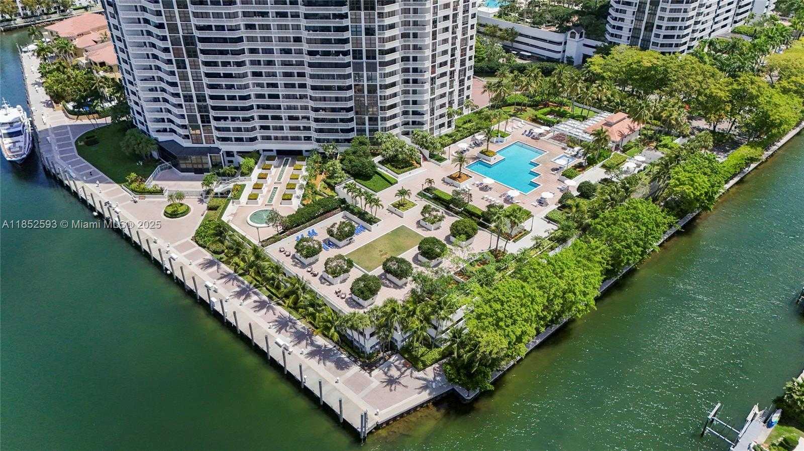 Small Image of 1000 WEST ISLAND BLVD #504, Aventura Number 50