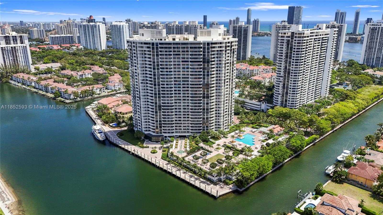 Small Image of 1000 WEST ISLAND BLVD #504, Aventura Number 51