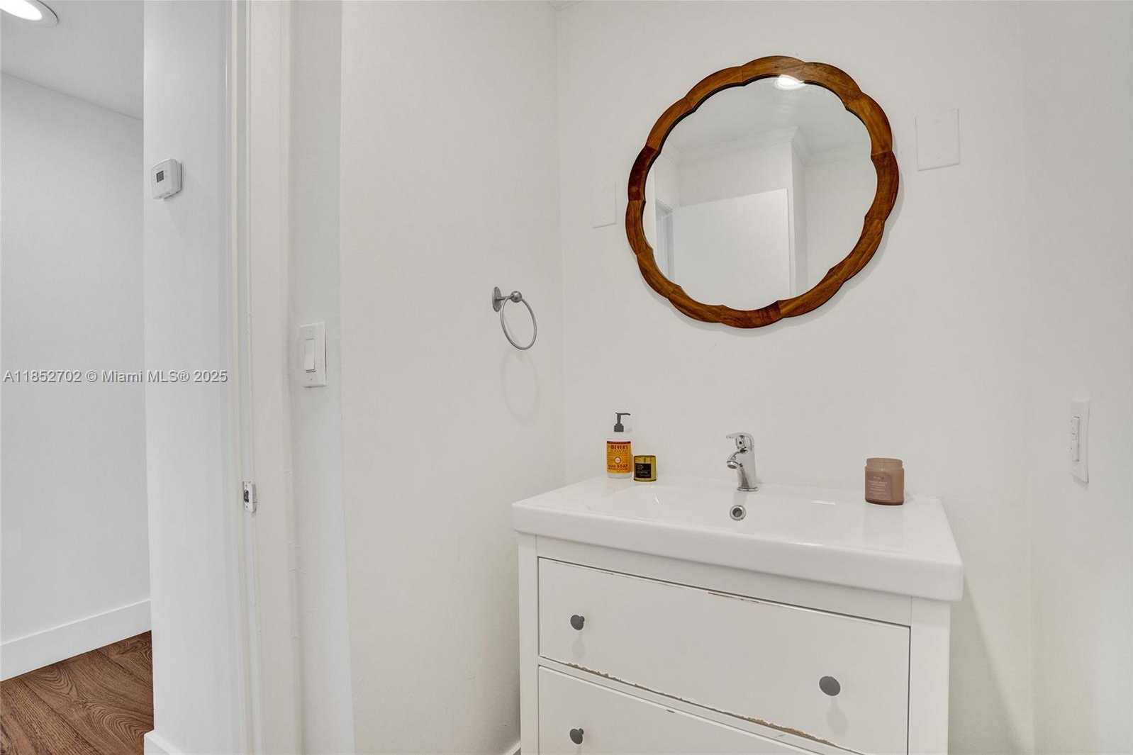 Small Image of 1175 101ST ST #2, Bay Harbor Islands Number 19