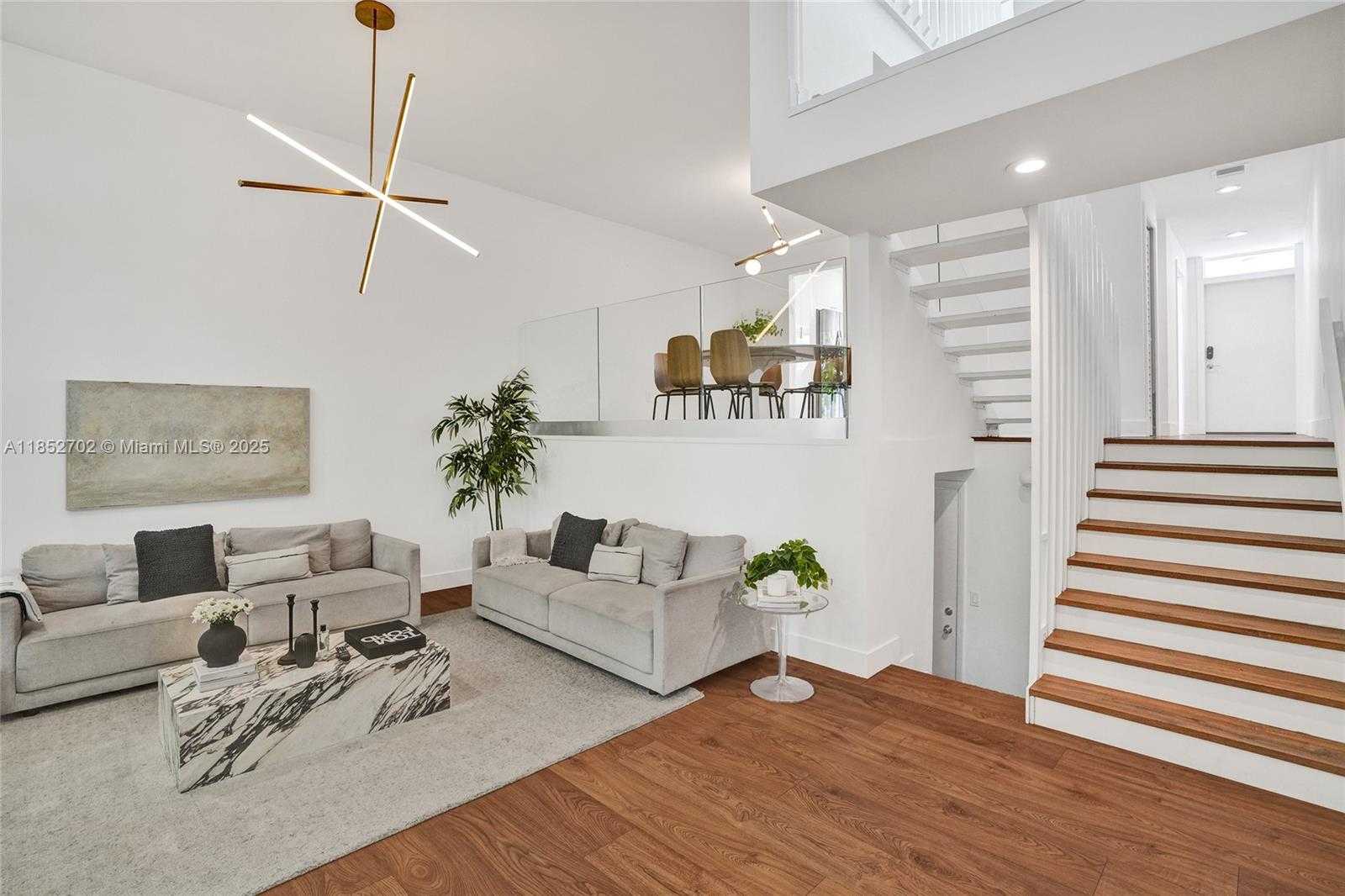 Small Image of 1175 101ST ST #2, Bay Harbor Islands Number 2