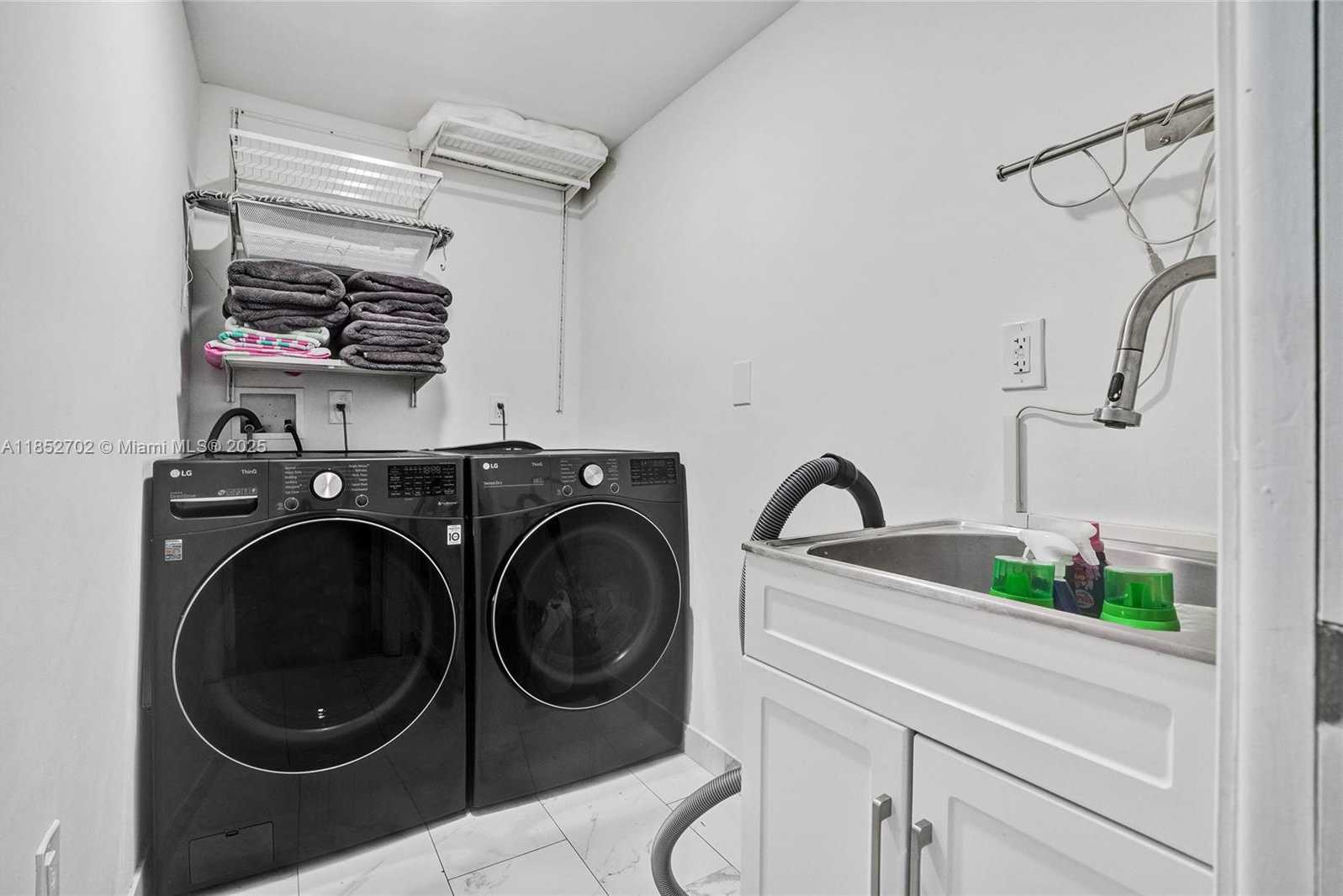Small Image of 1175 101ST ST #2, Bay Harbor Islands Number 25