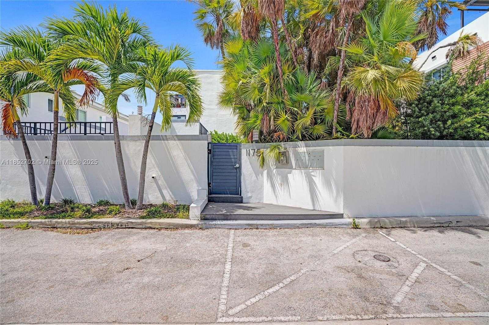Small Image of 1175 101ST ST #2, Bay Harbor Islands Number 40