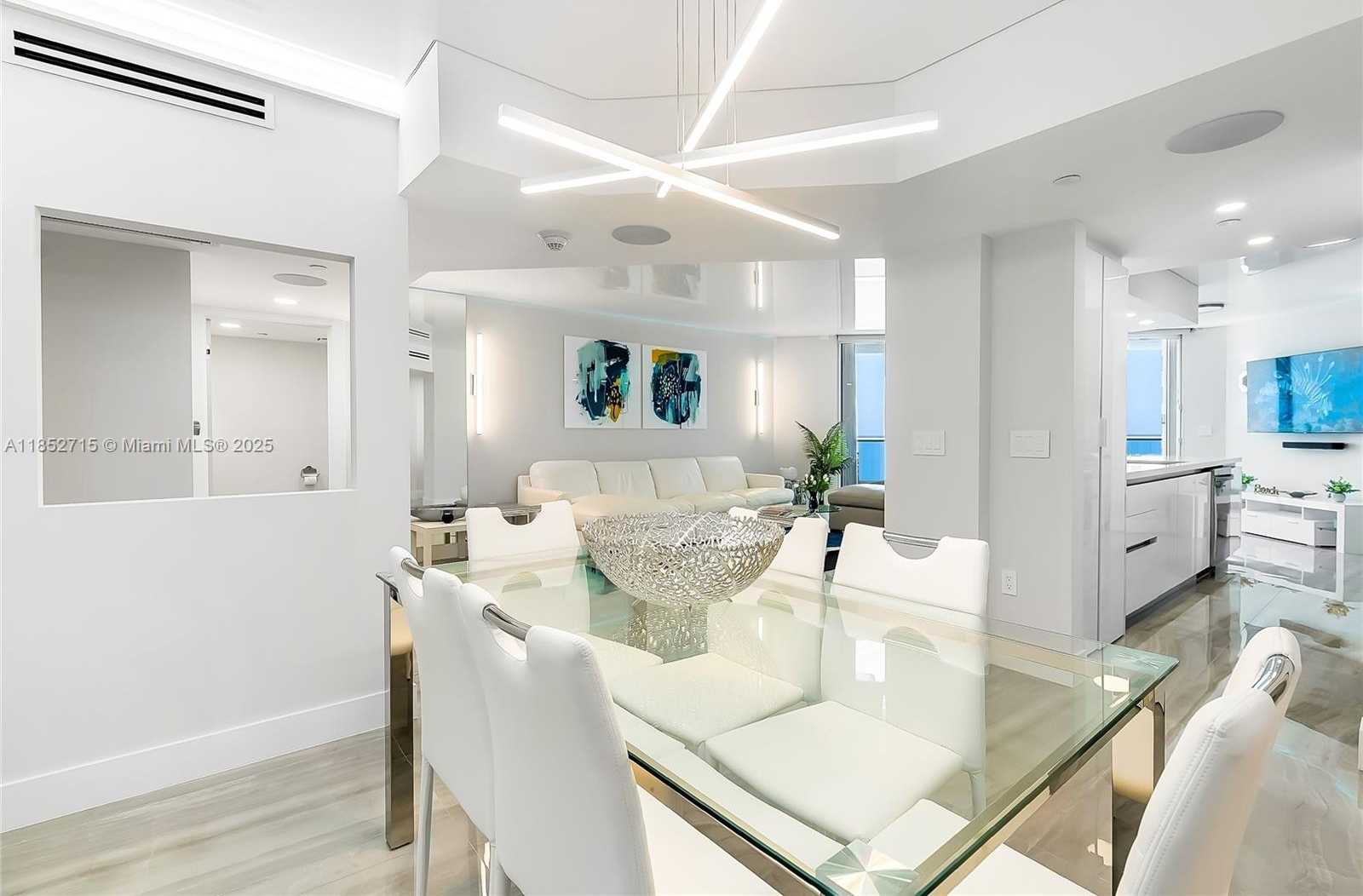 Small Image of 16445 COLLINS AVE #2322, Sunny Isles Beach Number 3
