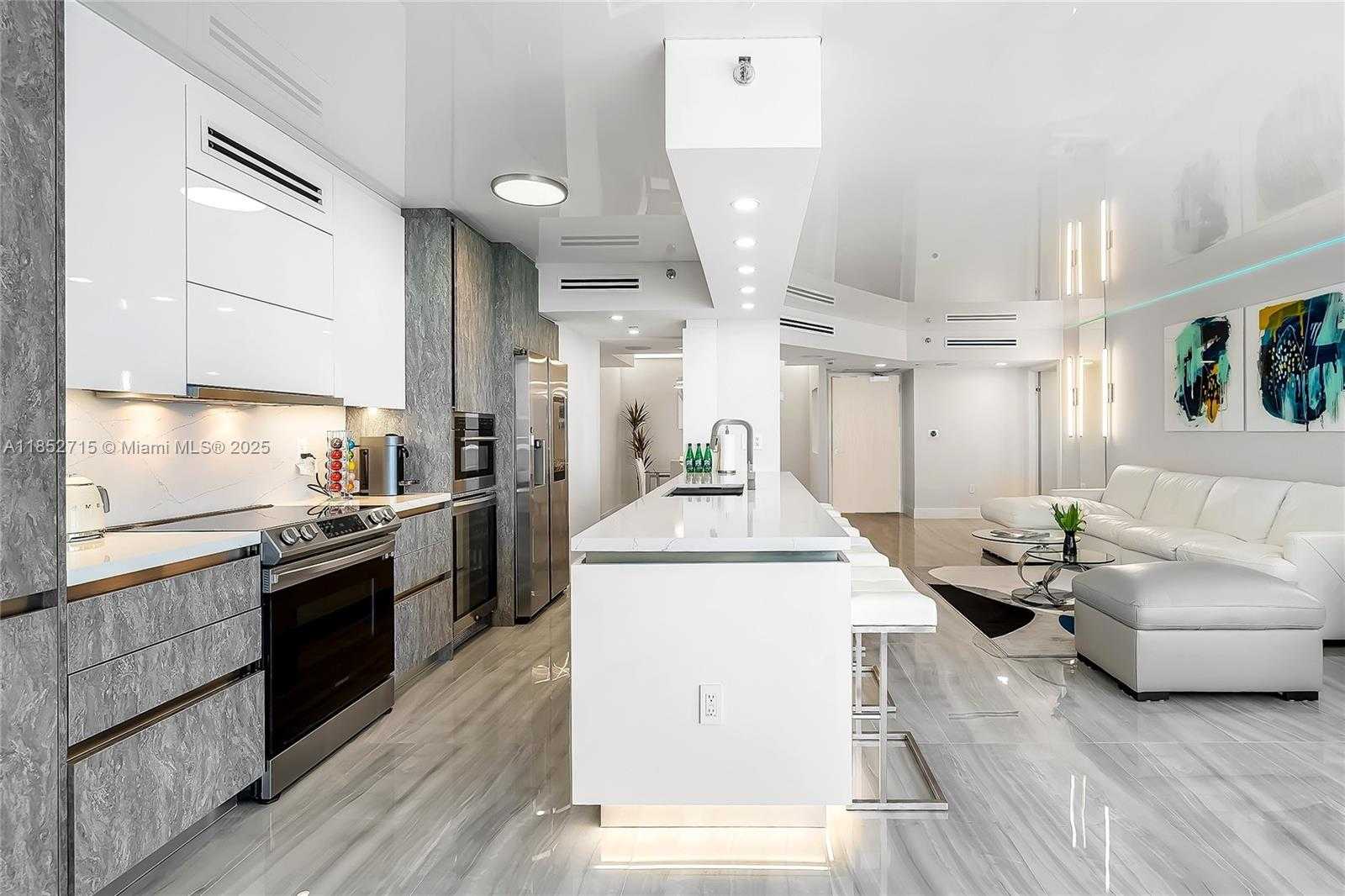 Small Image of 16445 COLLINS AVE #2322, Sunny Isles Beach Number 4