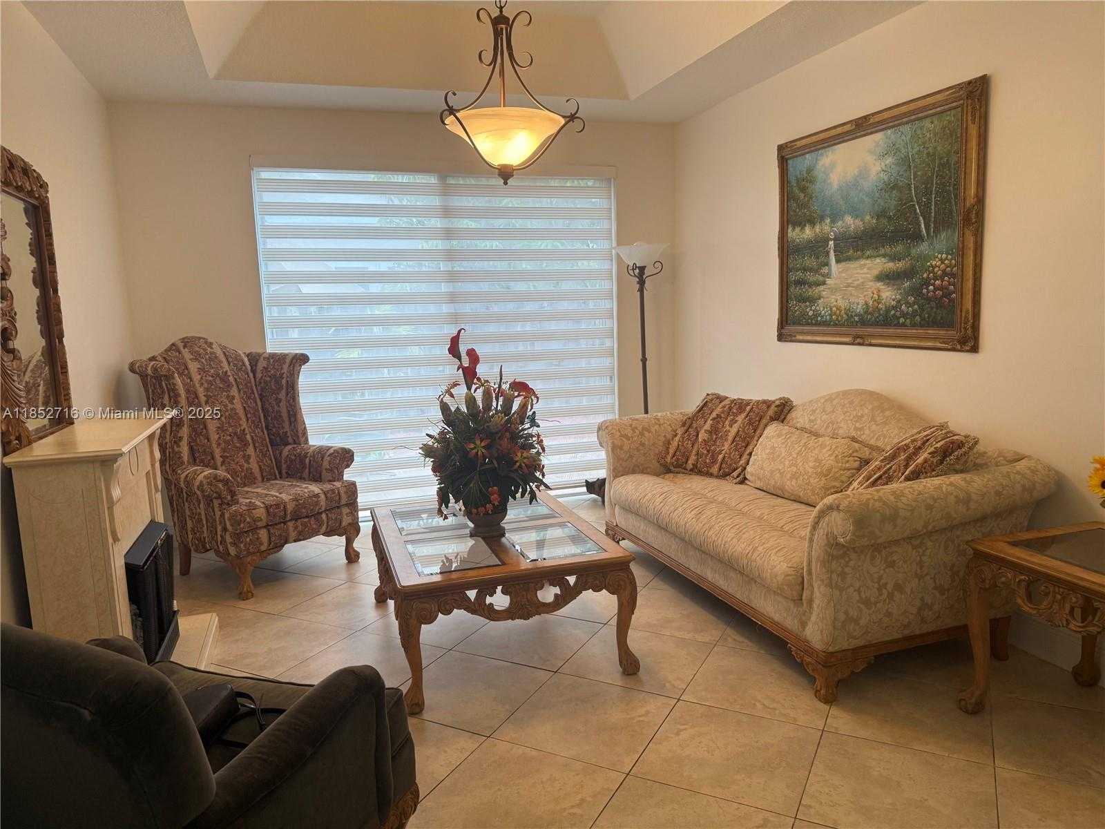 Small Image of 14262 NORTH WEST 83RD CT, Miami Lakes Number 11