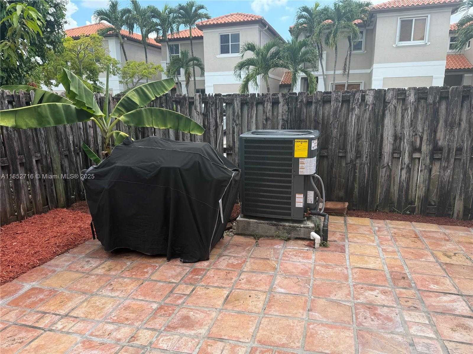 Small Image of 14262 NORTH WEST 83RD CT, Miami Lakes Number 25