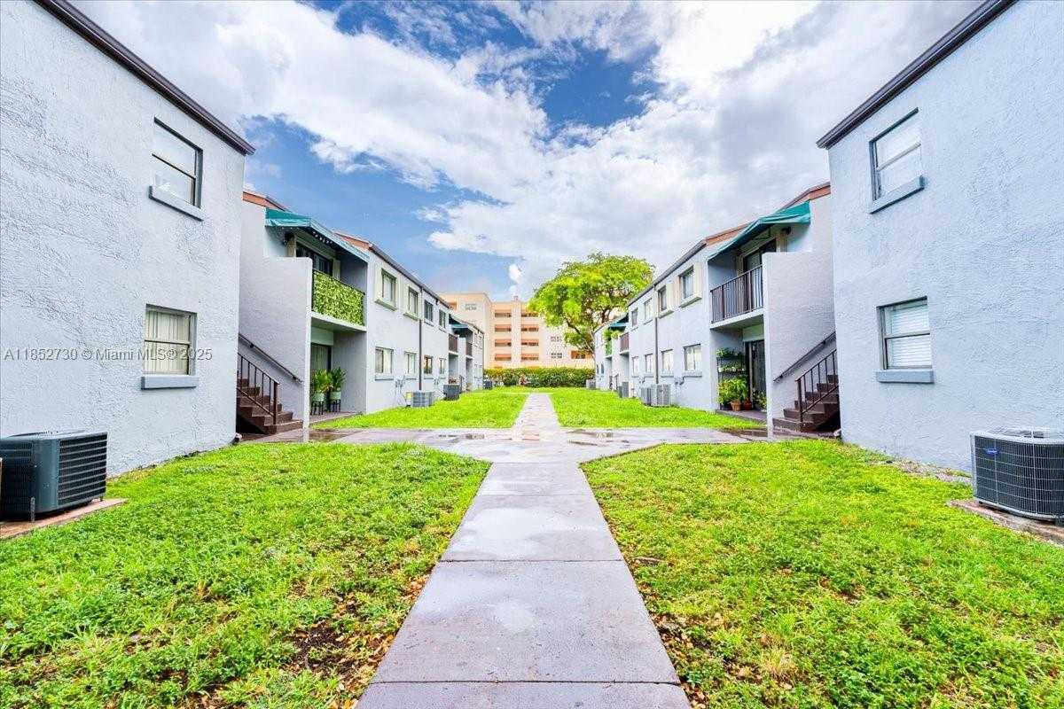 Small Image of Miami Number 2