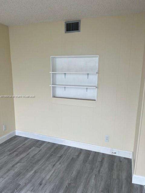 Small Image of 1000 PARKVIEW DR #523, Hallandale Beach Number 25