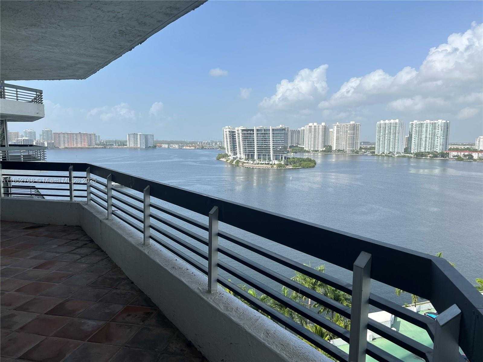 Small Image of 19101 NORTH EAST 36TH CT #1602, Aventura Number 65