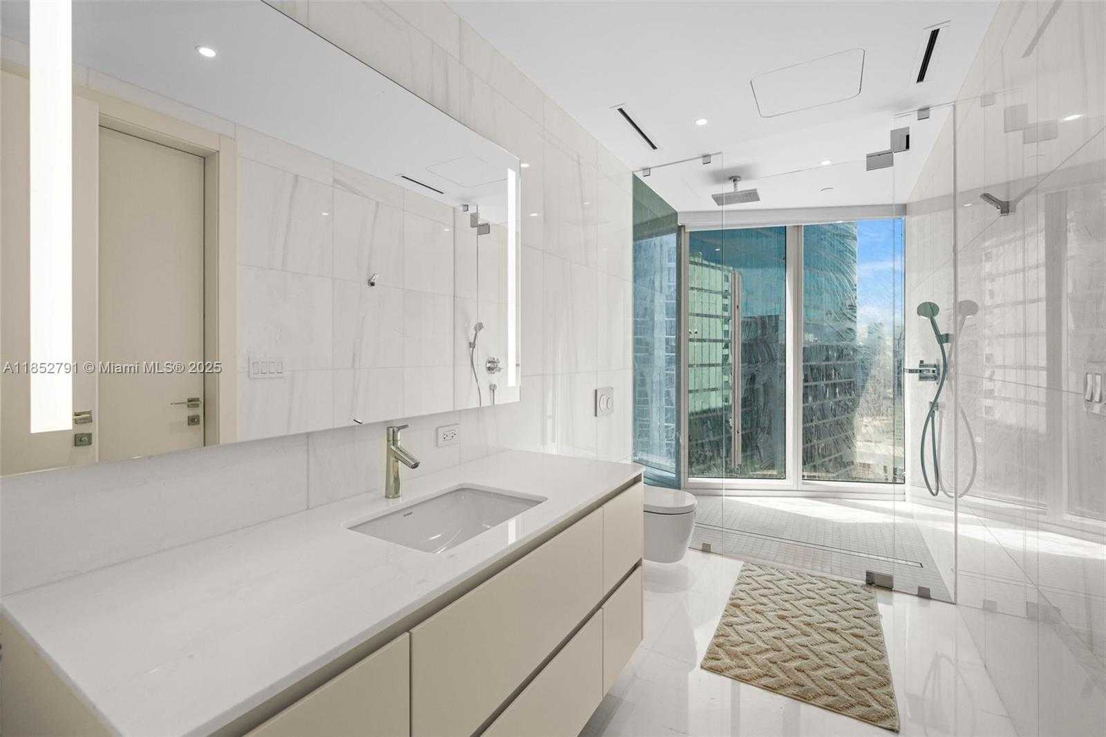 Small Image of Miami Number 24