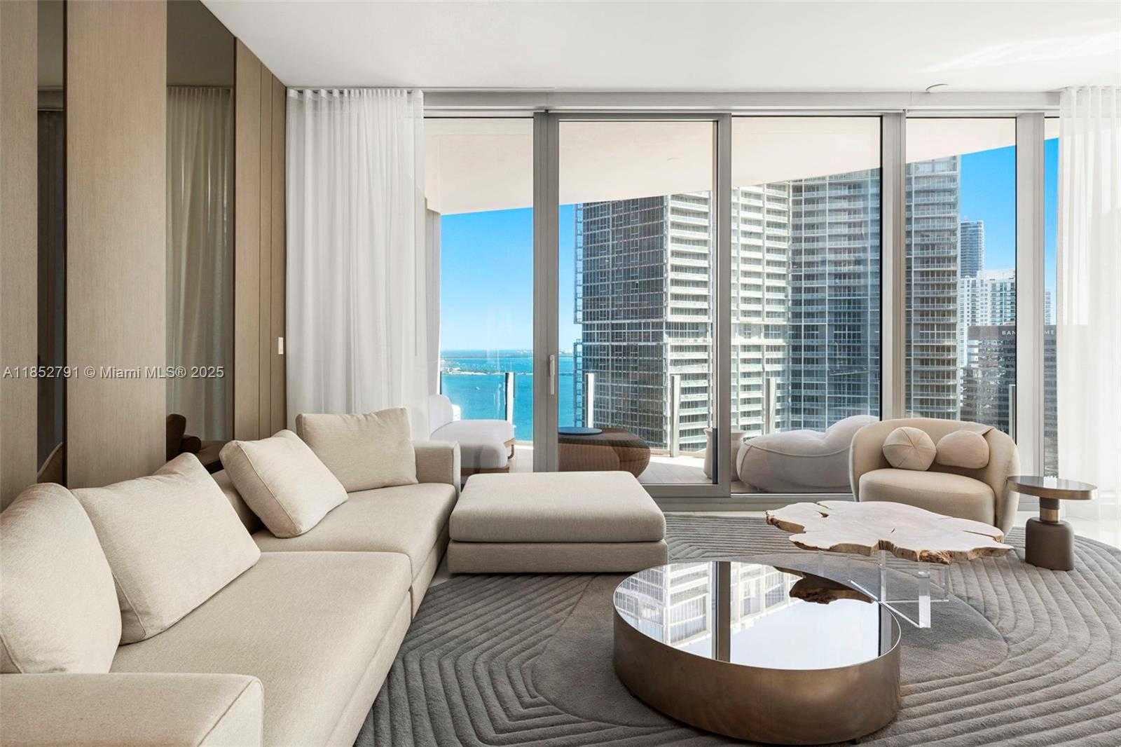 Small Image of Miami Number 7