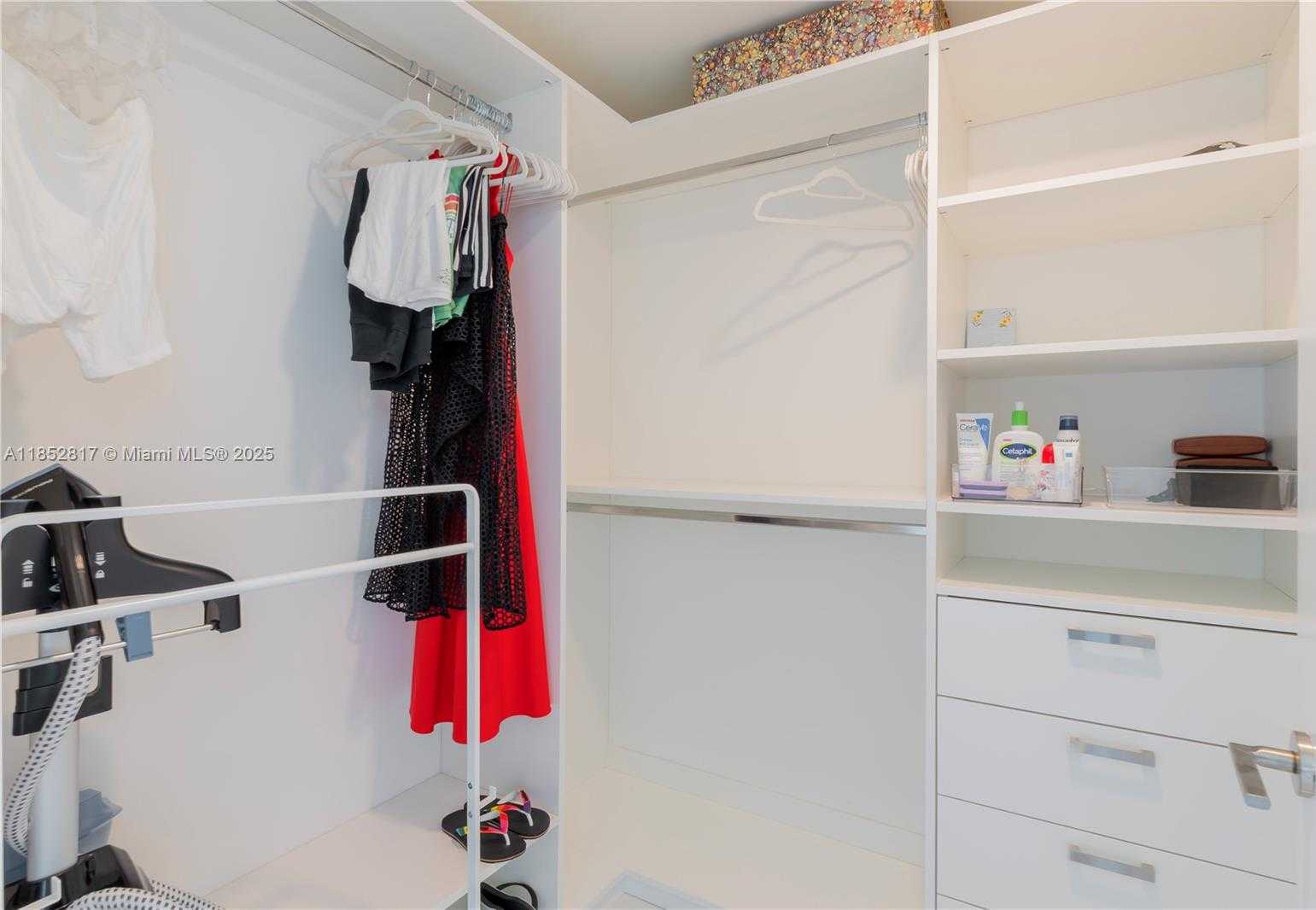 Small Image of 330 SUNNY ISLES BLVD #5-1606, Sunny Isles Beach Number 12