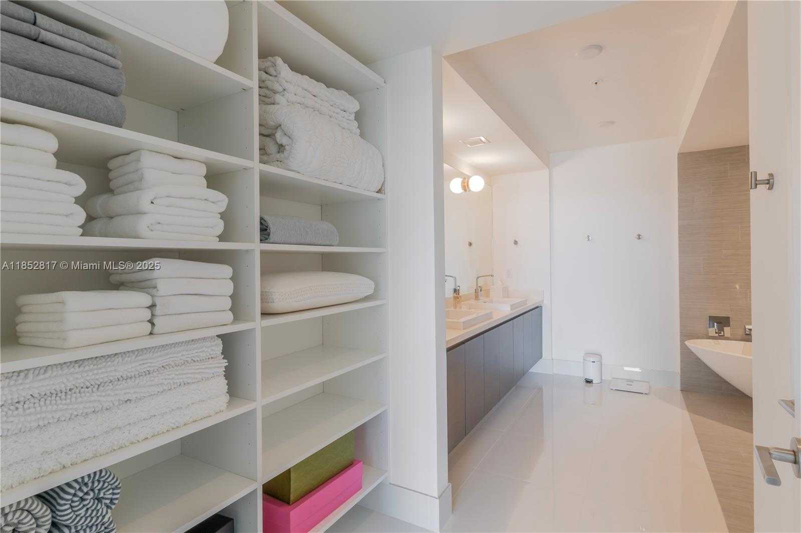 Small Image of 330 SUNNY ISLES BLVD #5-1606, Sunny Isles Beach Number 13