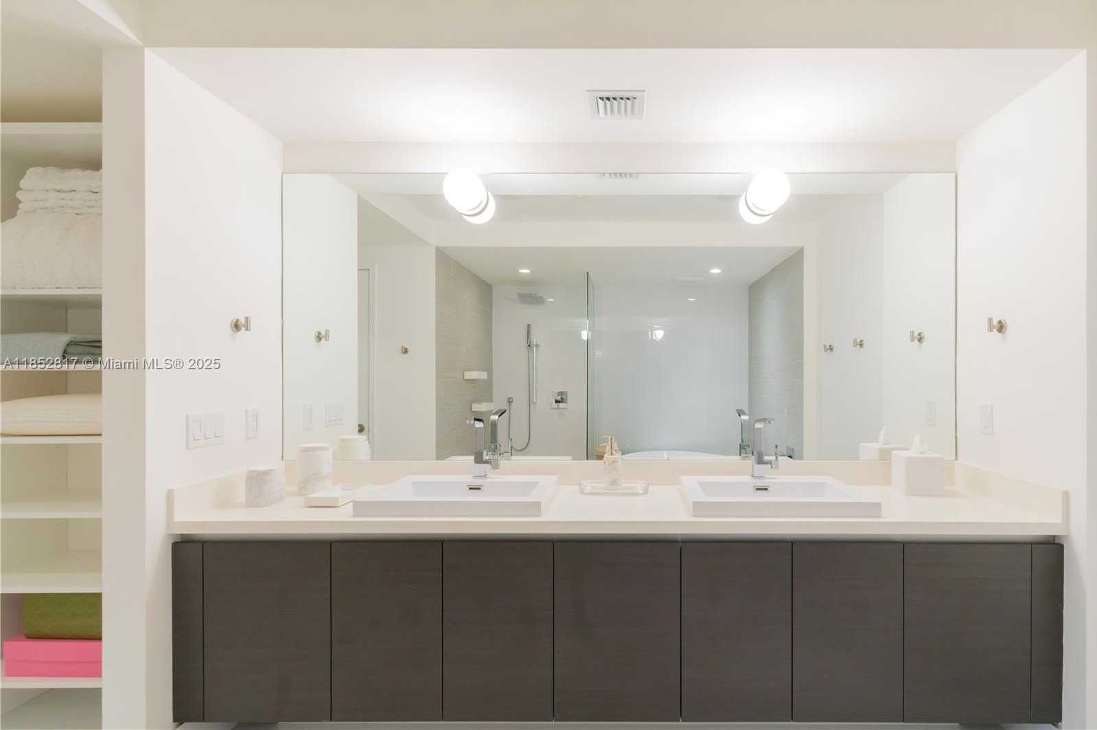 Small Image of 330 SUNNY ISLES BLVD #5-1606, Sunny Isles Beach Number 16
