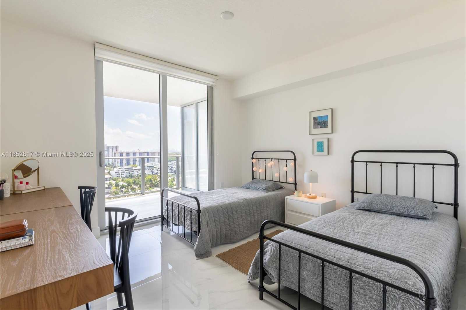 Small Image of 330 SUNNY ISLES BLVD #5-1606, Sunny Isles Beach Number 18