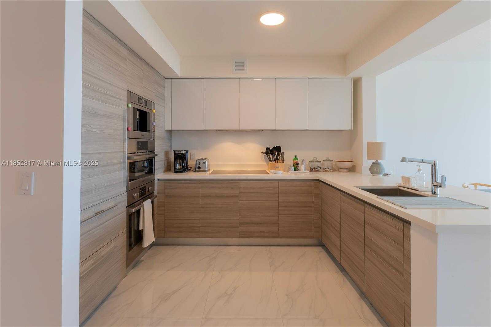 Small Image of 330 SUNNY ISLES BLVD #5-1606, Sunny Isles Beach Number 3