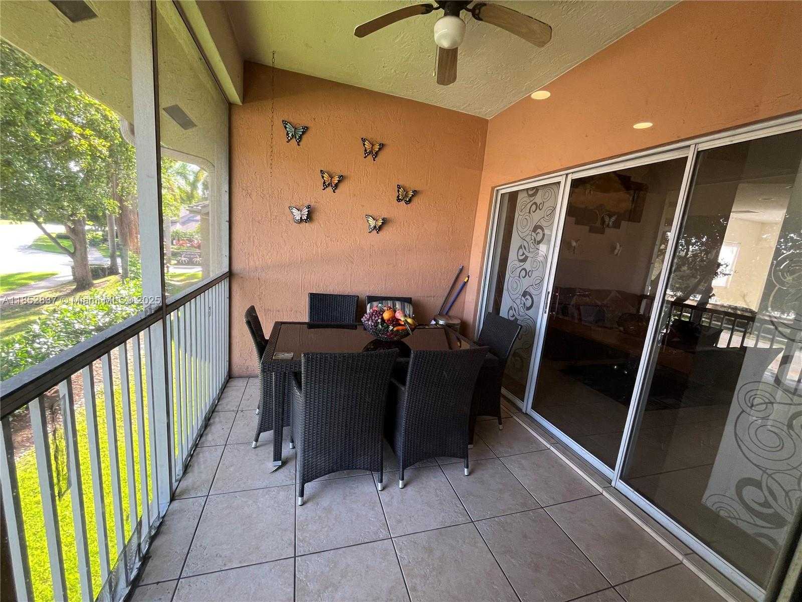 Small Image of 16312 MALIBU DR, Weston Number 18