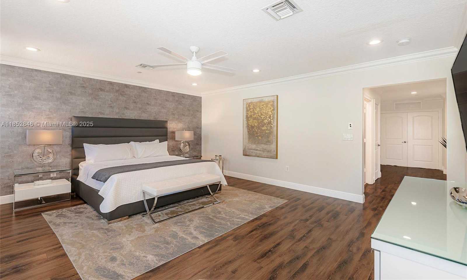 Small Image of 1849 NORTH EAST 26TH AVE #1, Fort Lauderdale Number 25
