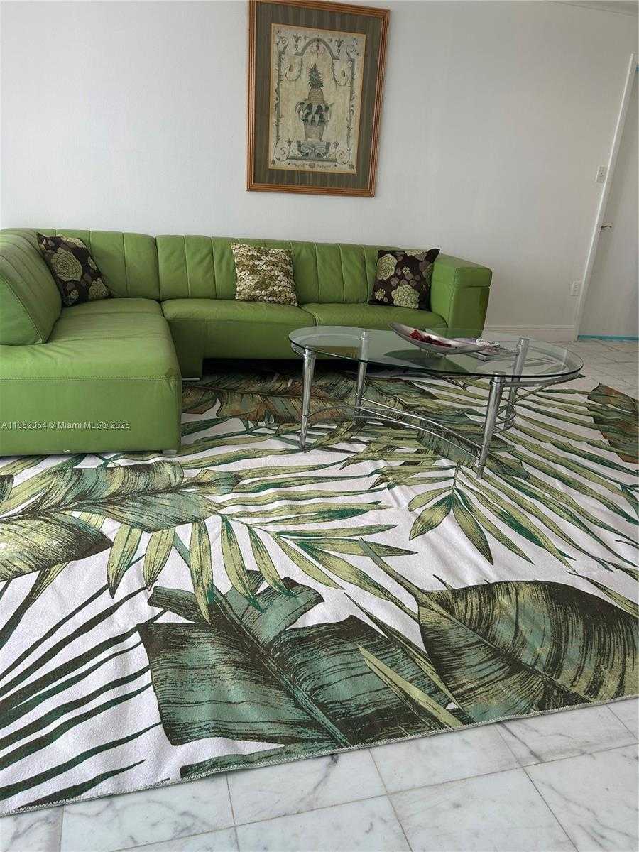Small Image of 18031 BISCAYNE BLVD #1602, Aventura Number 12