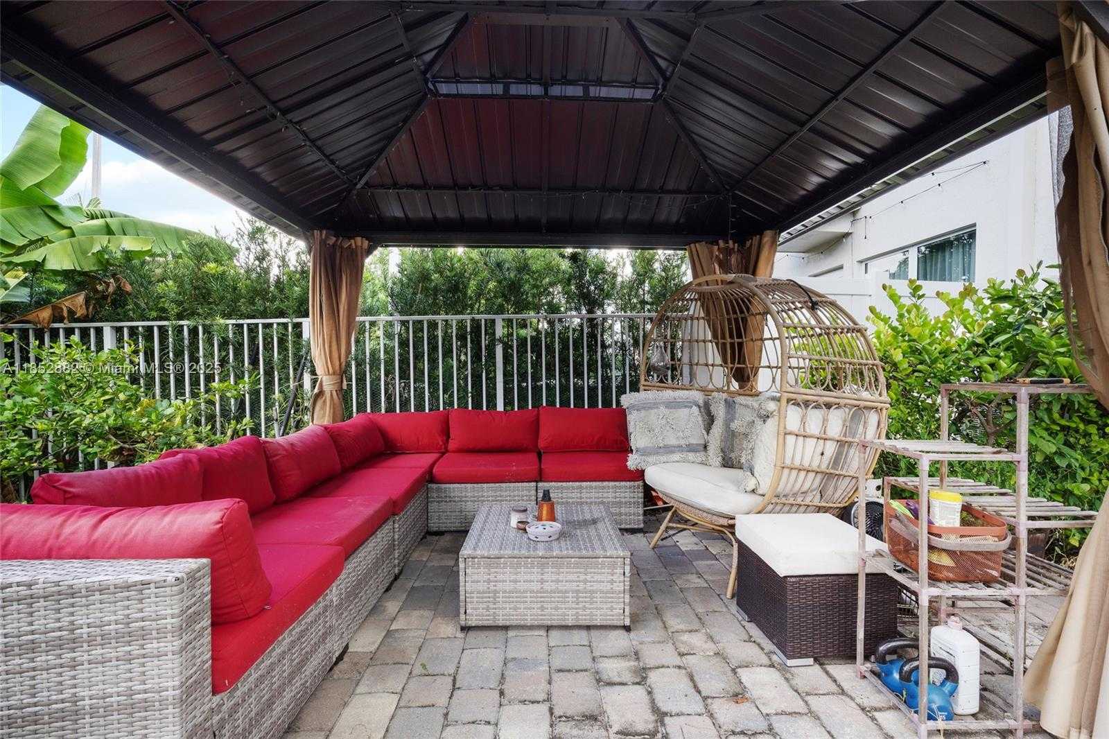 Small Image of 4248 FICUS ST, Hollywood Number 46
