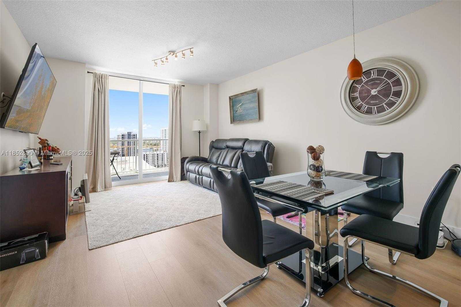 Small Image of 1250 SOUTH MIAMI AVE #1911, Miami Number 10