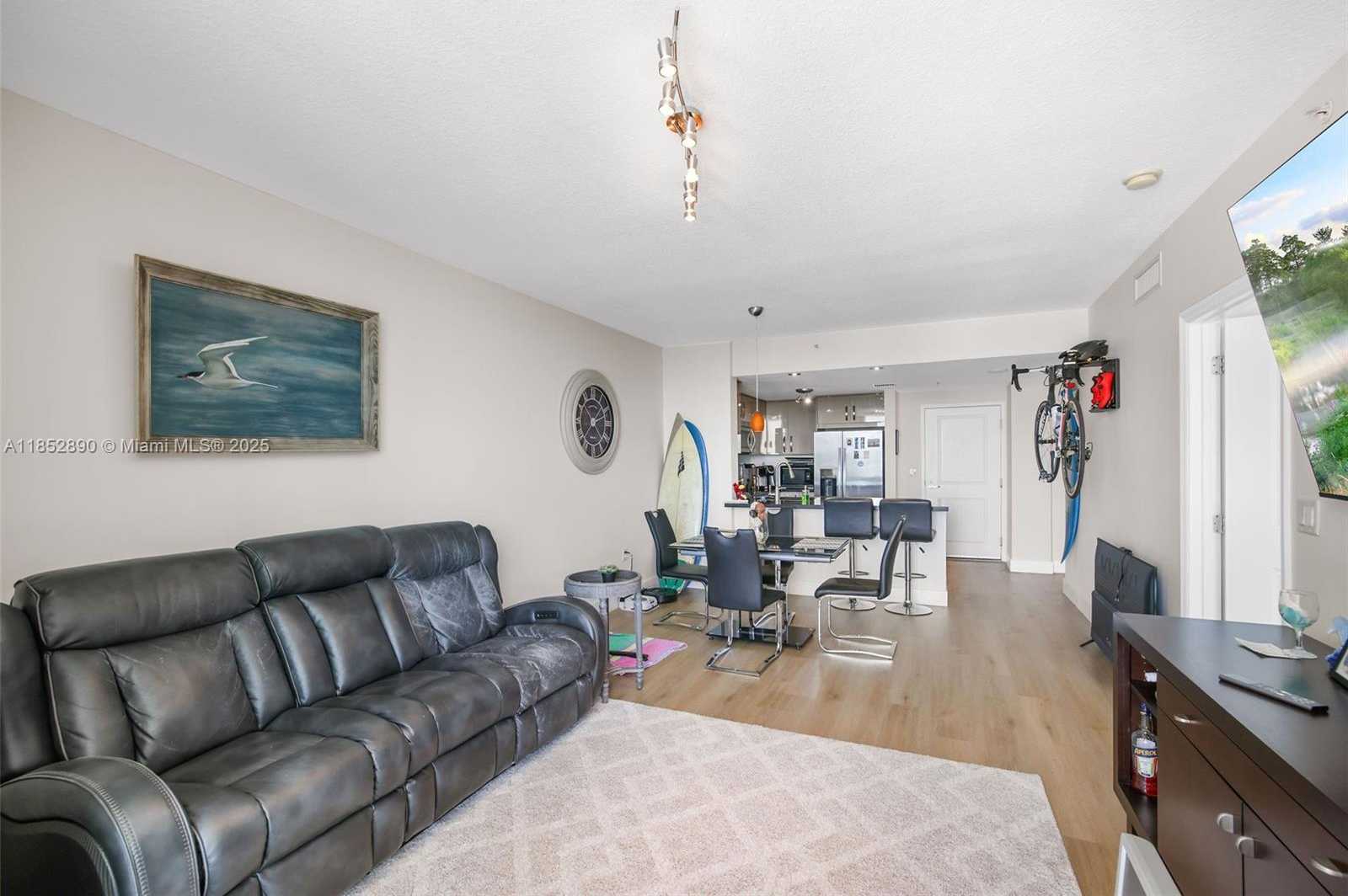 Small Image of 1250 SOUTH MIAMI AVE #1911, Miami Number 13