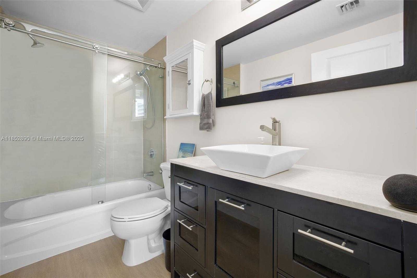 Small Image of 1250 SOUTH MIAMI AVE #1911, Miami Number 23