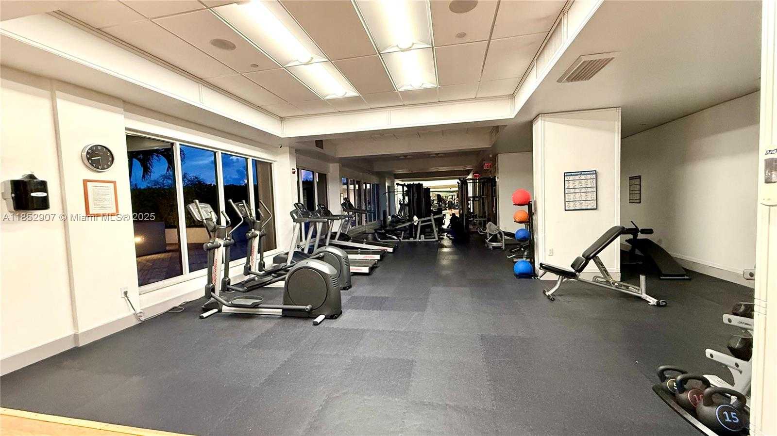 Small Image of 2851 NORTH EAST 183RD ST #1706E, Aventura Number 16
