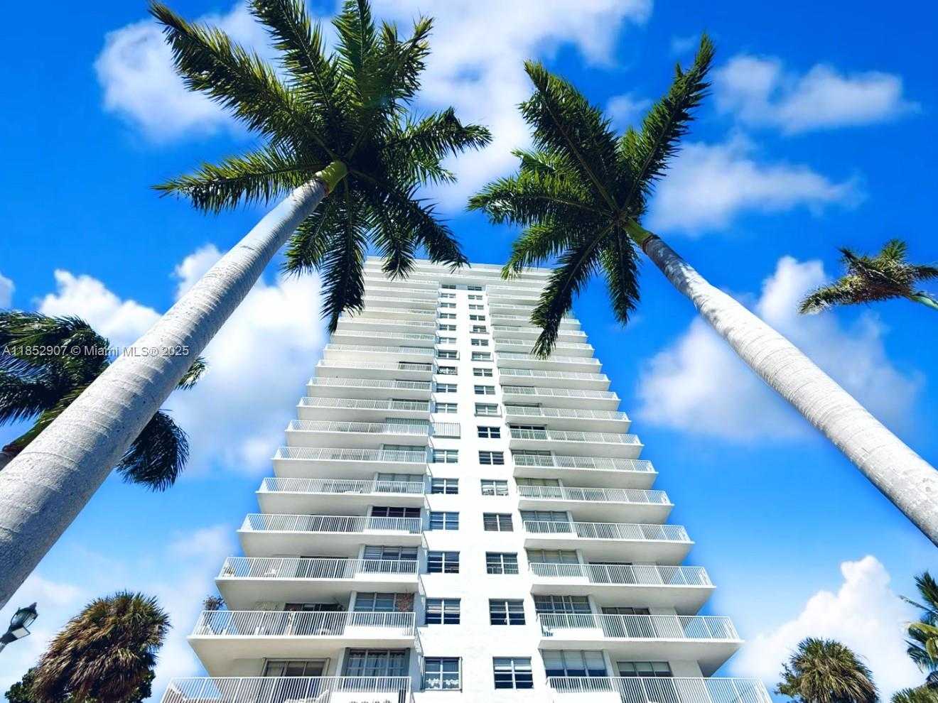 Small Image of 2851 NORTH EAST 183RD ST #1706E, Aventura Number 27
