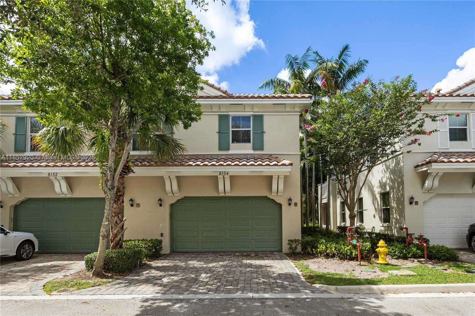 Small Image of 8154 CASCADA ISLES DR, Cooper City Number 2