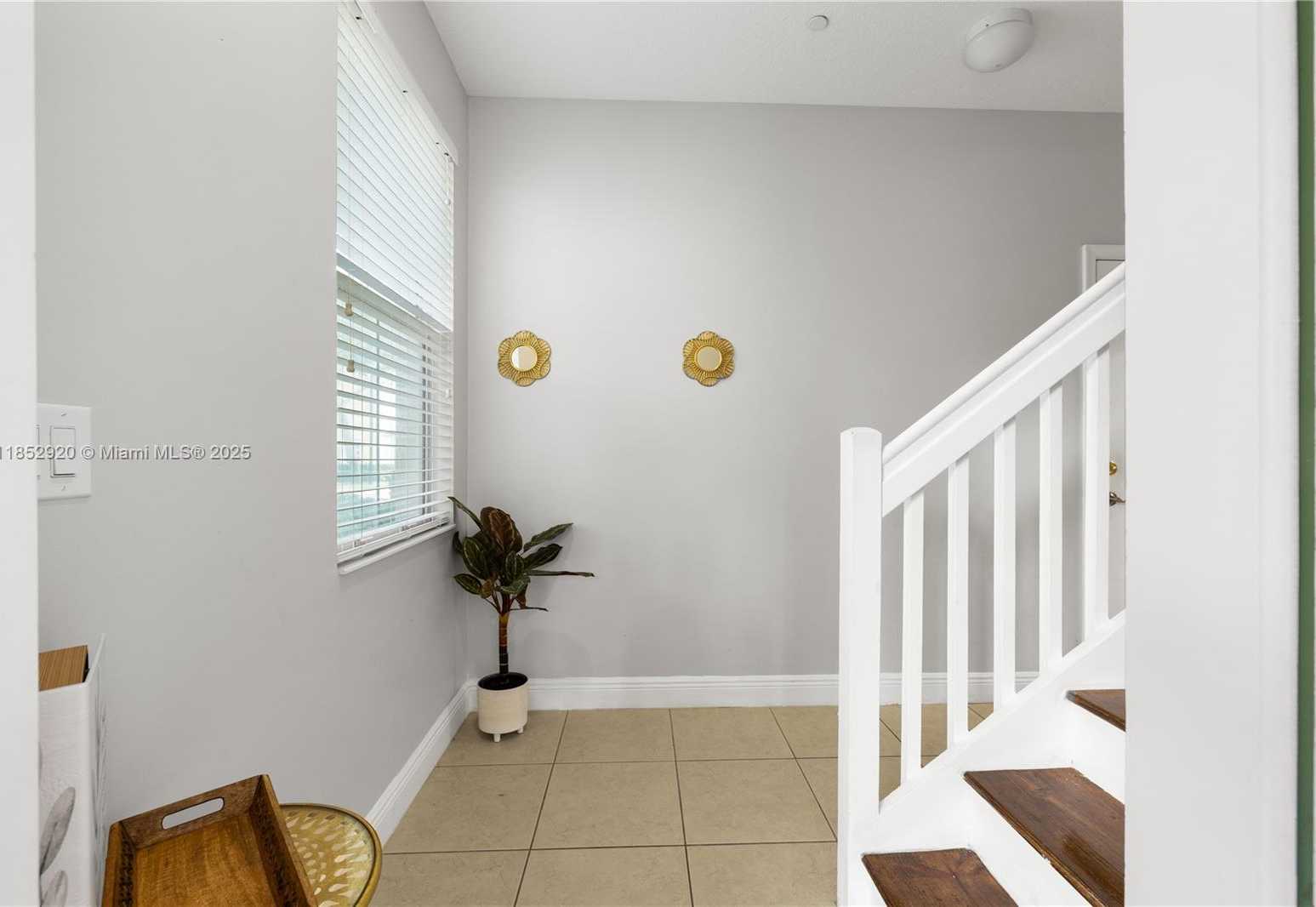 Small Image of 8154 CASCADA ISLES DR, Cooper City Number 6