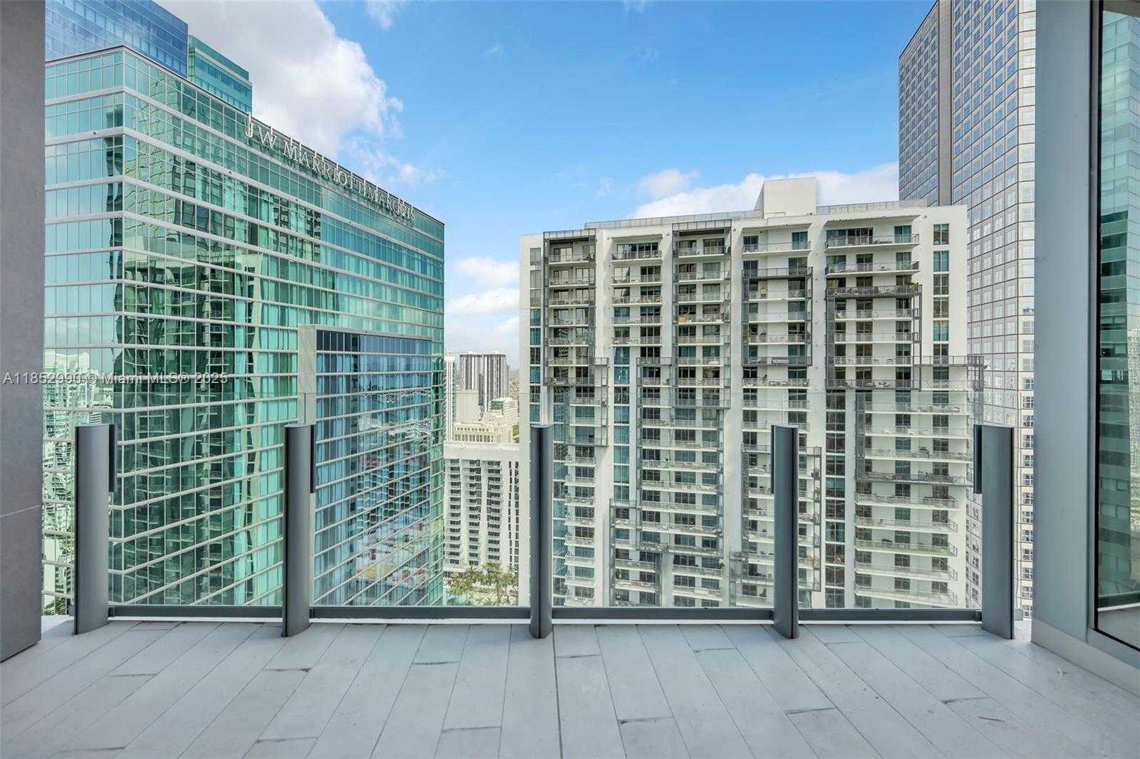 Small Image of 300 BISCAYNE BOULEVARD WAY #3809W, Miami Number 10