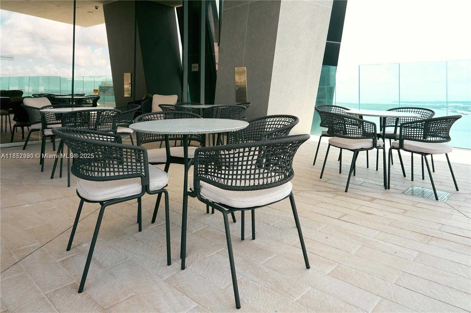 Small Image of 300 BISCAYNE BOULEVARD WAY #3809W, Miami Number 37